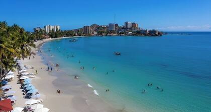 Apartment in MARGARITA Island, a paradise of eternal summer(beach 365 days)