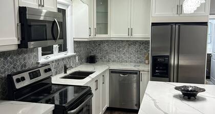 A little 5-Star Living at 401, Oshawa area