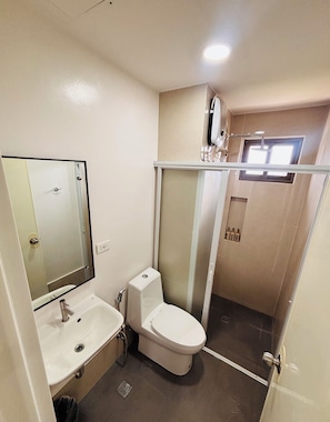 Condo, 1 Bedroom, Balcony | Bathroom - Minimalist Comfort Modern Stay & Cozy Vibes (Iloilo)