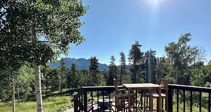 The Outlook-Golden Gate Canyon, Black Hawk
3BR/2BA mountain home sleeps 6 guests