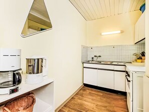 Fridge, oven, cookware/dishes/utensils