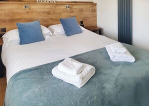 2 bedrooms - 1 bedroom accommodation in Newbury (Newbury)