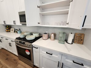 Private kitchen - Enchanting townhome in vibrant Houston (Houston)