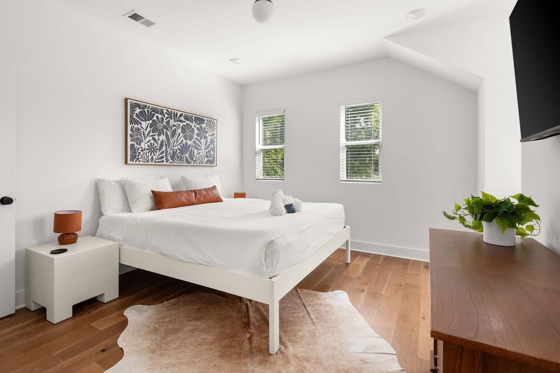 3 bedrooms, iron/ironing board, WiFi