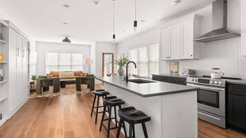 Fridge, microwave, dishwasher, coffee/tea maker