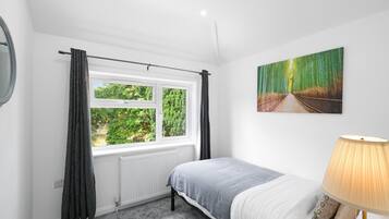 Rumah Basic | Seprai linen