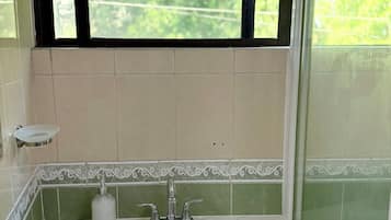 Shower, towels, soap, shampoo