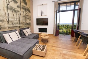 تلفزيون ذكي، تنس طاولة