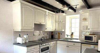 Rosehip Cottage by Interhome