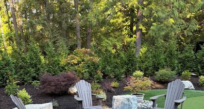 Coombs Hidden Haven. Experience the ultimate getaway. Mini putt & privacy.