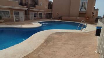 Nhà | Hồ bơi | Hồ bơi ngoài trời