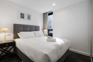 2 slaapkamers, een strijkplank/strijkijzer, wifi, beddengoed