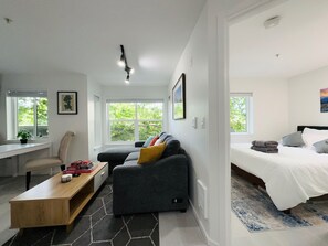 2 chambres, fer et planche à repasser, lit parapluie, Wi-Fi gratuit