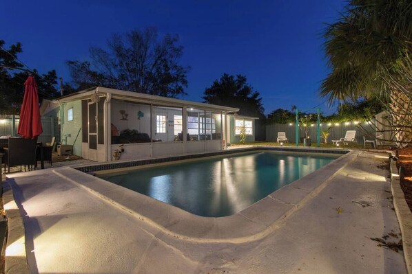 Outdoor pool, a heated pool