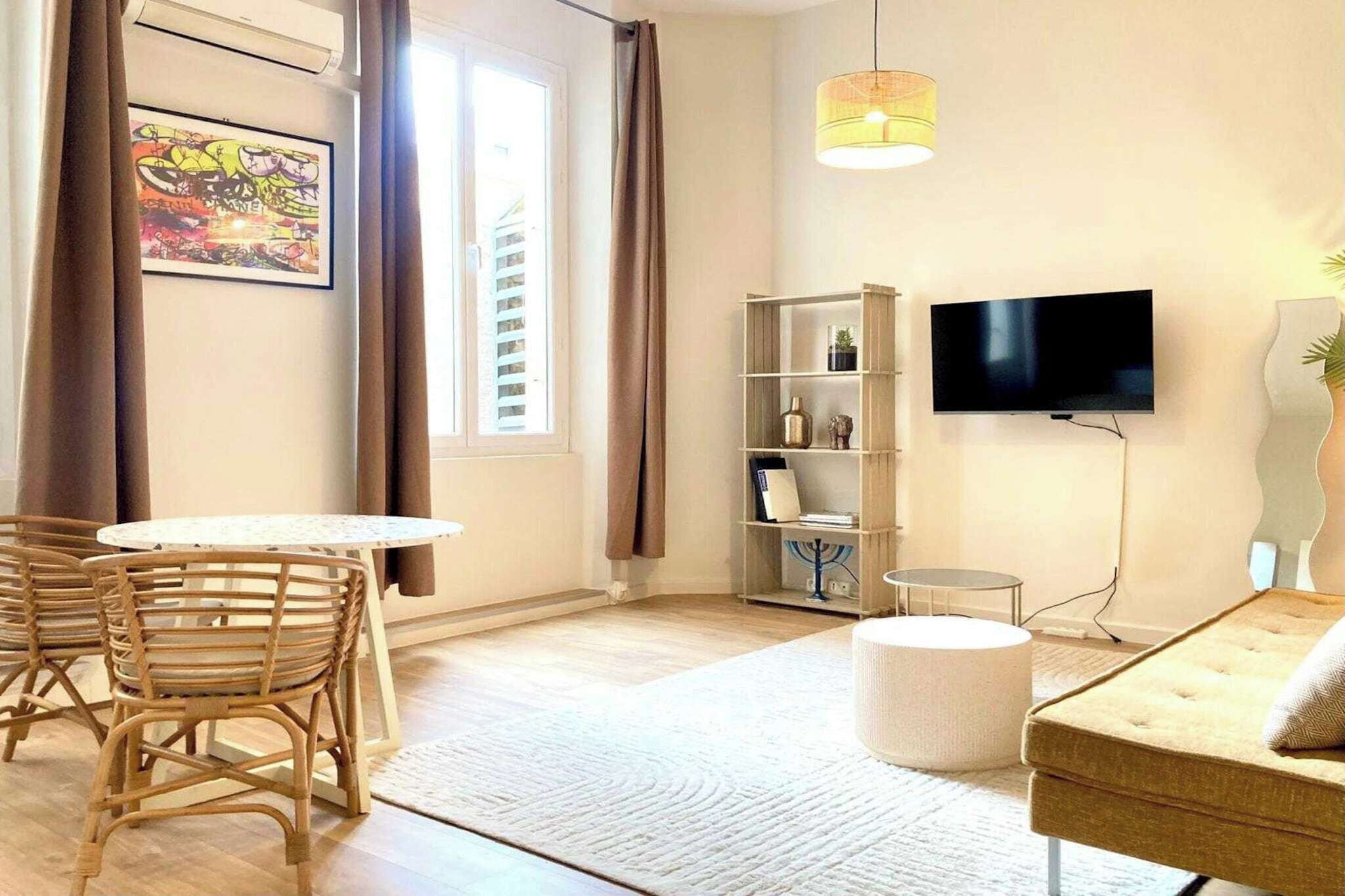 TV connectée, espaces bureaux