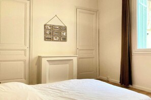1 habitación, tabla de planchar con plancha y acceso a internet
