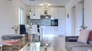 TV - Villa Del Sol by Interhome (Labin)