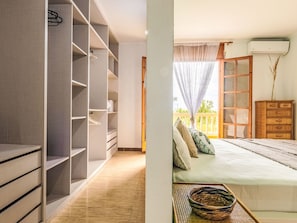 4 chambres, bureau, accès à Internet