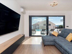 Fernseher