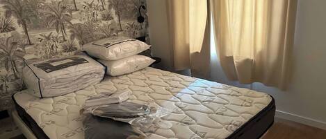 2 chambres, bureau, fer et planche à repasser, Wi-Fi gratuit