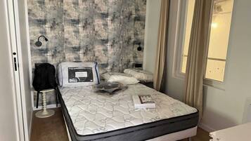 1 bedroom, desk, iron/ironing board, internet