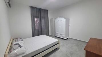 Apartment, 1 Bedroom, Smoking, Balcony