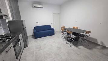 Apartment, 1 Bedroom, Smoking, Balcony | Interior
