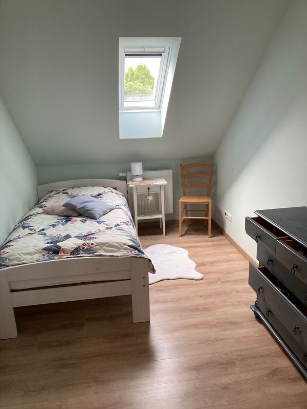 3 chambres, lit parapluie, Wi-Fi gratuit, draps fournis
