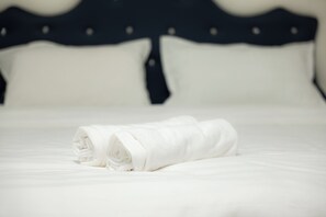 Camera tripla, balcone, vista cortile | Wi-Fi gratuito