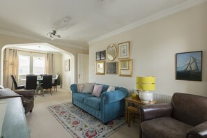 Smart TV - Castle Mill View, sleeps 4. (Central Oxford)