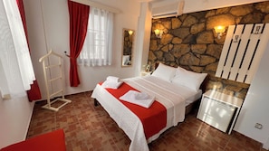 Comfort Double Room | Egyptian cotton sheets, premium bedding, free WiFi, bed sheets
