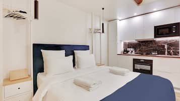 Apartment | 1 Schlafzimmer, laptopgeeigneter Arbeitsplatz, Bügeleisen/Bügelbrett