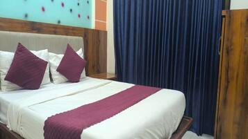 Deluxe Room | Premium bedding, free WiFi, bed sheets