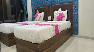 Deluxe Room | Premium bedding, free WiFi, bed sheets