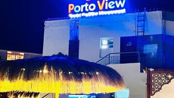 Facciata della struttura