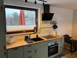 Ofen, Herdplatte, Geschirrspüler