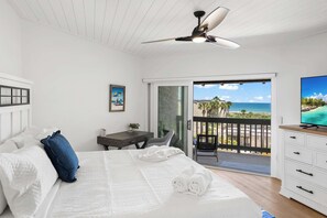 2 bedrooms, desk, iron/ironing board, travel crib - Direct Ocean View, Steps to beach, Modern Updates (St. Augustine)