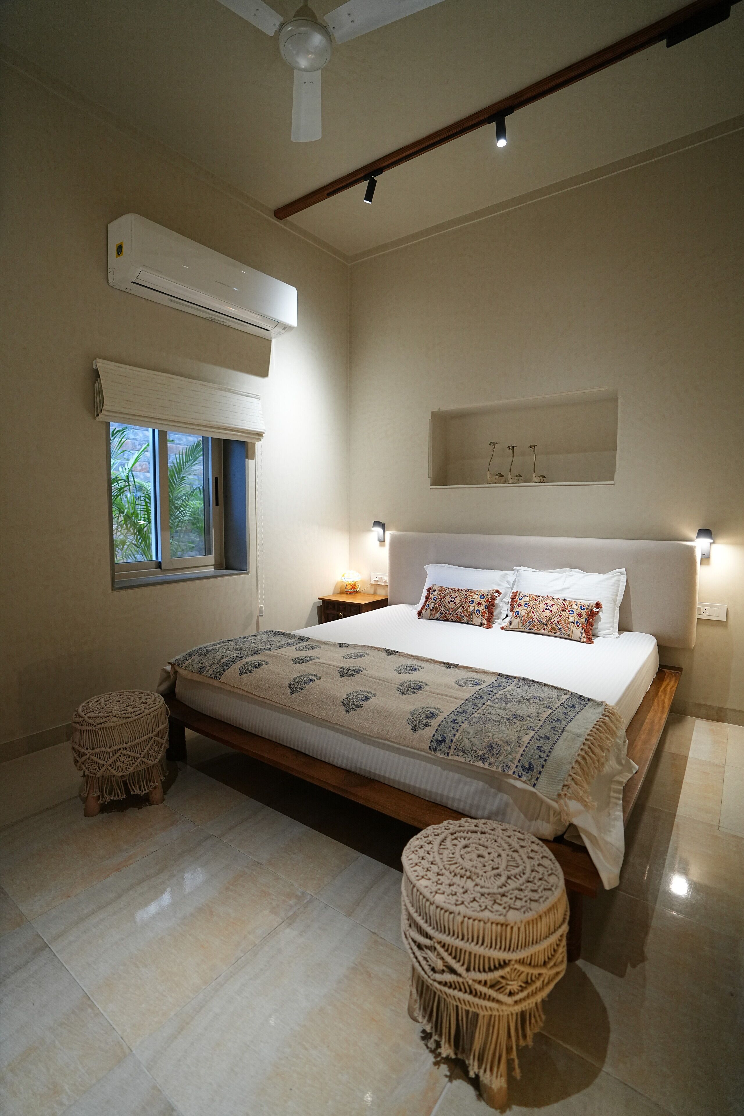 5 makuuhuonetta, silitysrauta/-lauta, Wi-Fi, vuodevaatteet