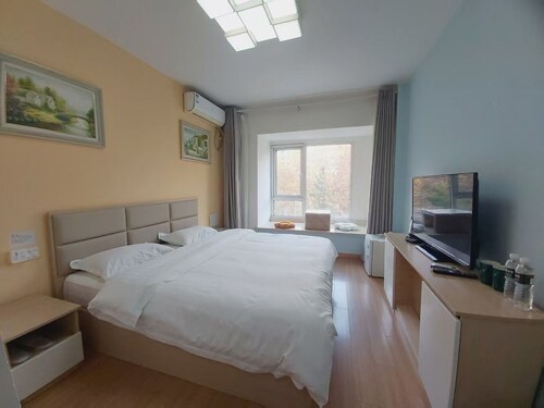 青春球场，世纪公园，青岛国家广告产业园丰富美食