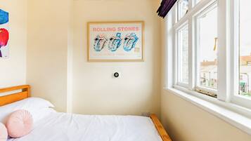 1 bedroom, iron/ironing board, free WiFi, bed sheets