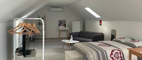 1 habitación, wifi y ropa de cama