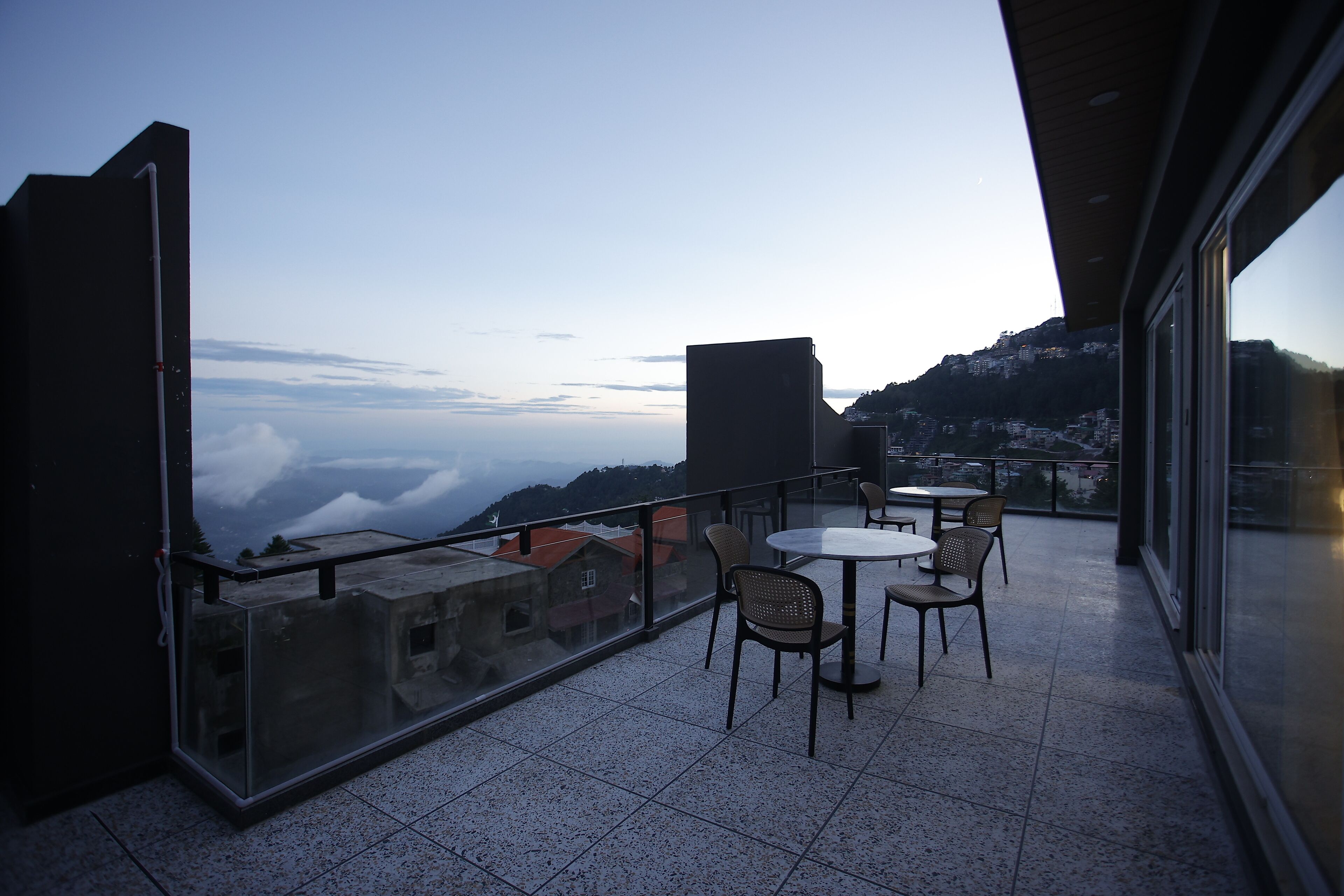 Suite Royal, 2 habitaciones | Balcón