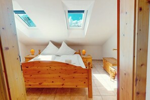 2 bedrooms, iron/ironing board, travel crib, free WiFi