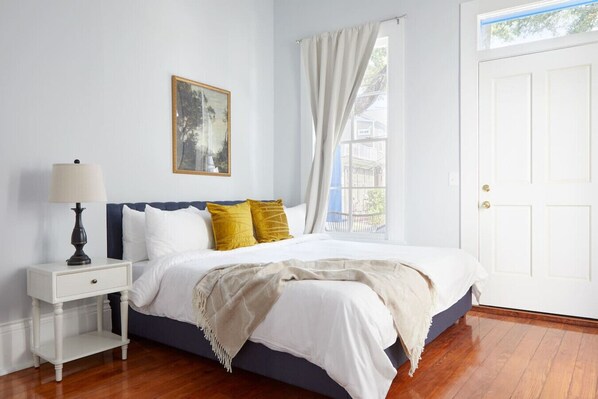 4 dormitorios, escritorio, wifi gratis y ropa de cama