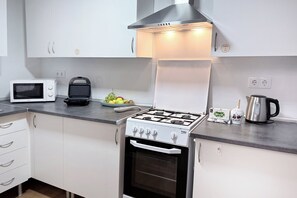 Fridge, microwave, stovetop, electric kettle