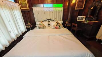 Standard Room, Shared Bathroom