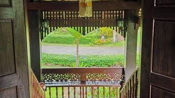 House 2 Bedroom | Free WiFi, bed sheets