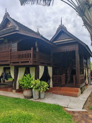 House 2 Bedroom | 起居區