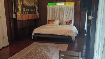 House 2 Bedroom | Living area