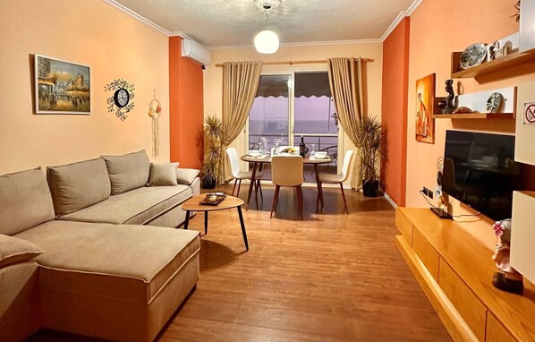Appartement, 1 chambre, fumeur, vue ville | Salle de séjour
